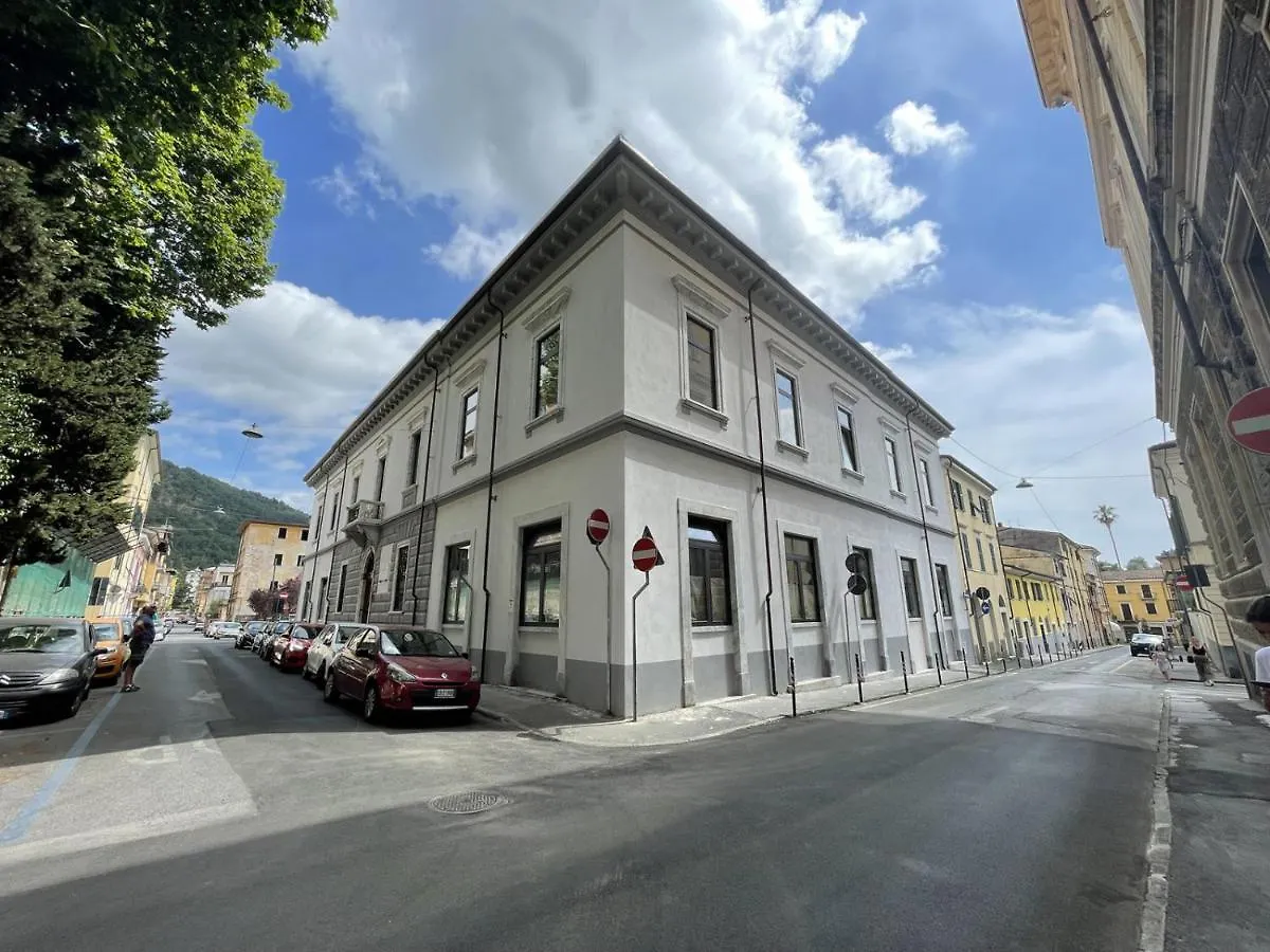 Aparthotel Sh Accademia Carrara Italia